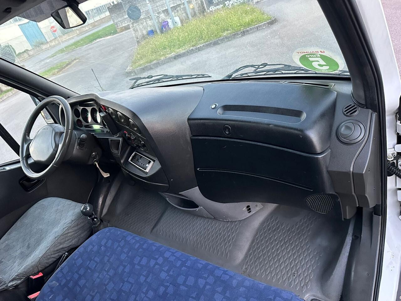 Iveco Daily modello 35c17 con cassone