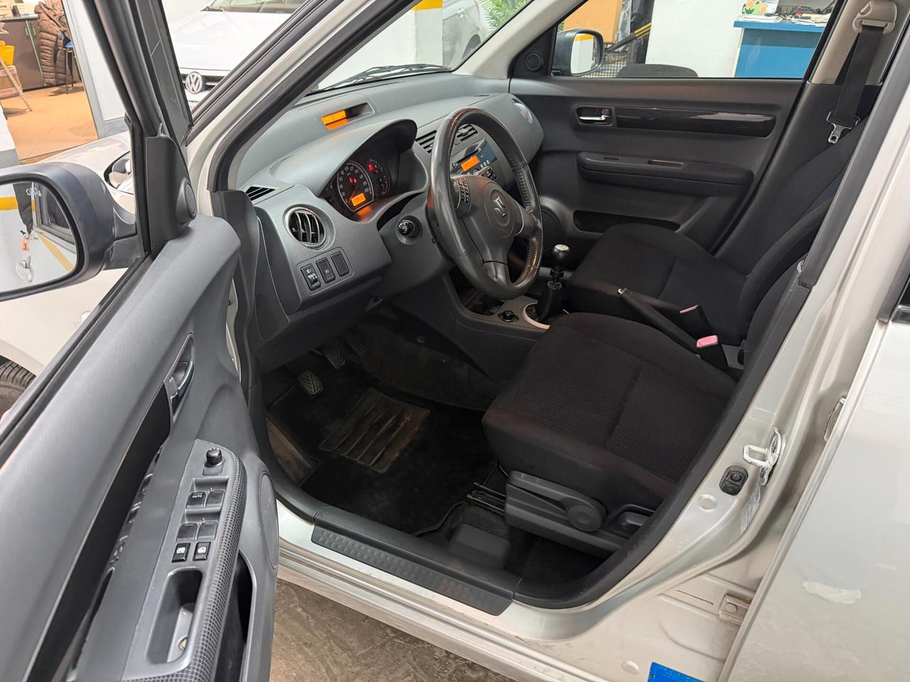 Suzuki Swift 1.3 4x4 5p. GL
