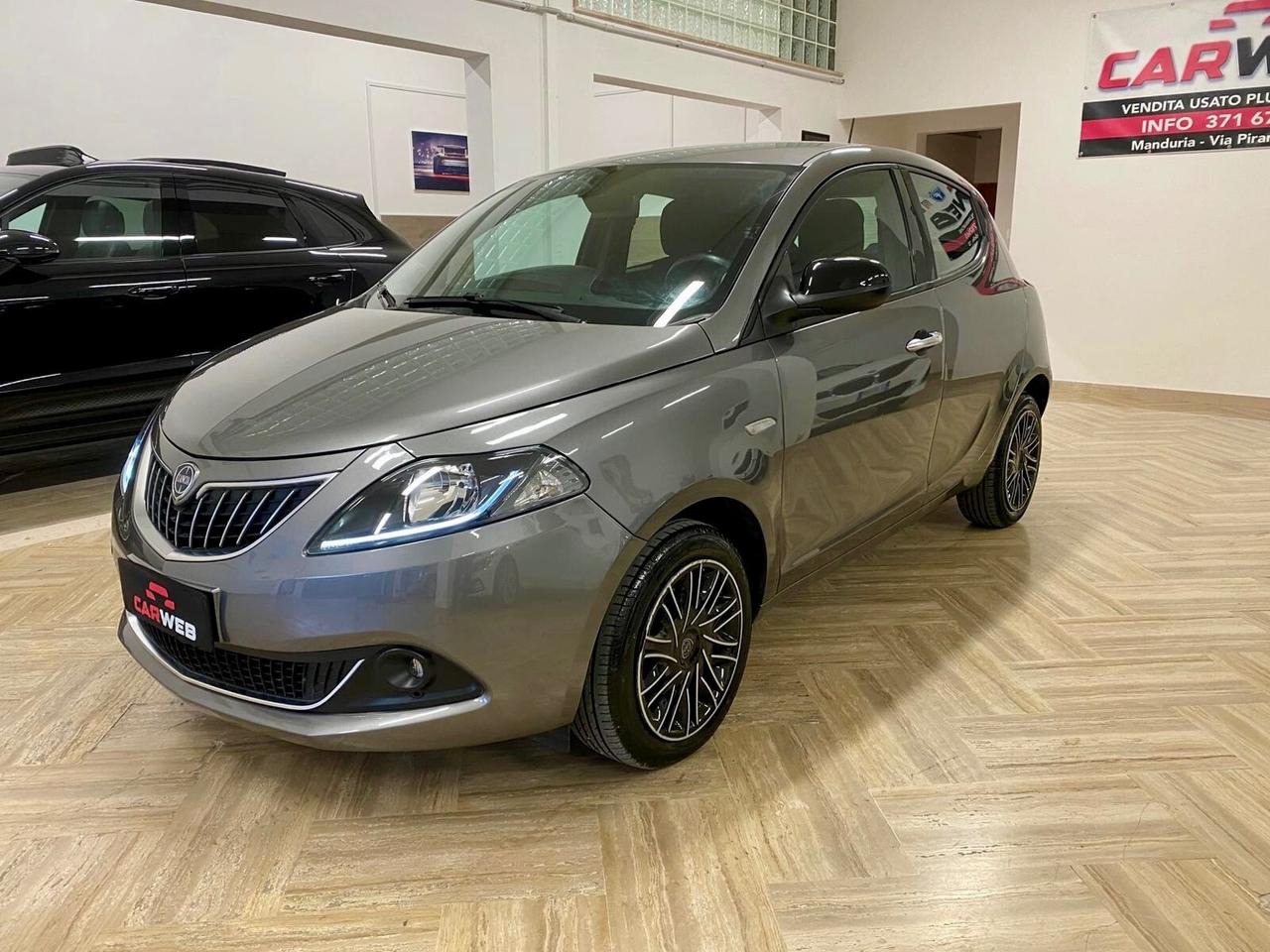 LANCIA YPSILON 70CV S&S HYBRID Gold 2022