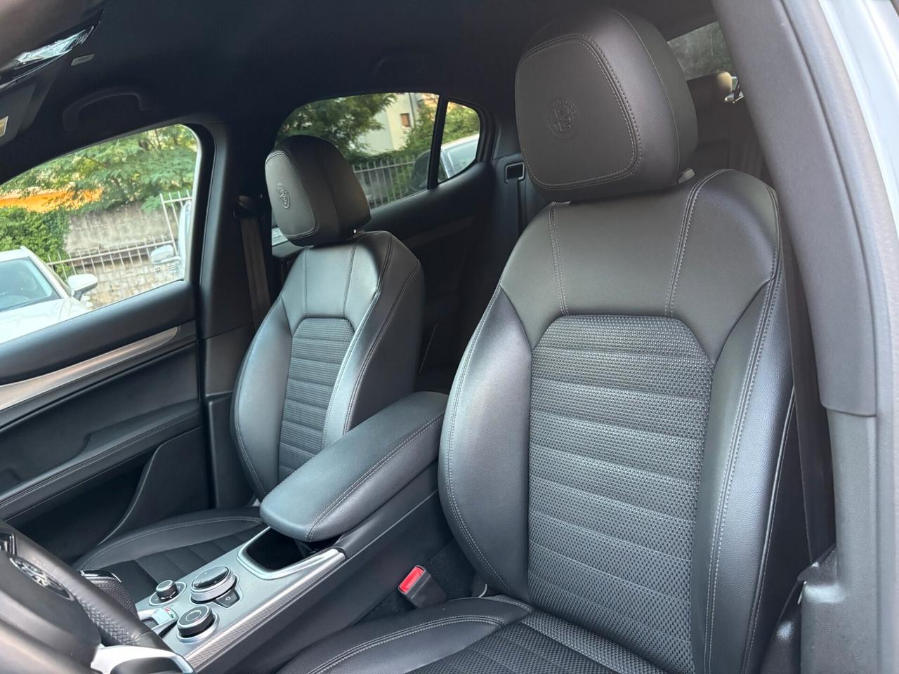 Alfa Romeo Stelvio 2.2 TD 190 CV AT8 Q4 VELOCE