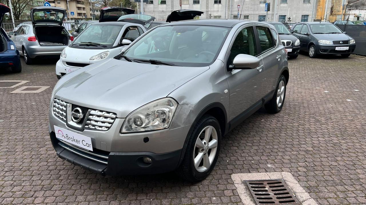 Nissan Qashqai 2.0 dCi DPF 4WD Tekna