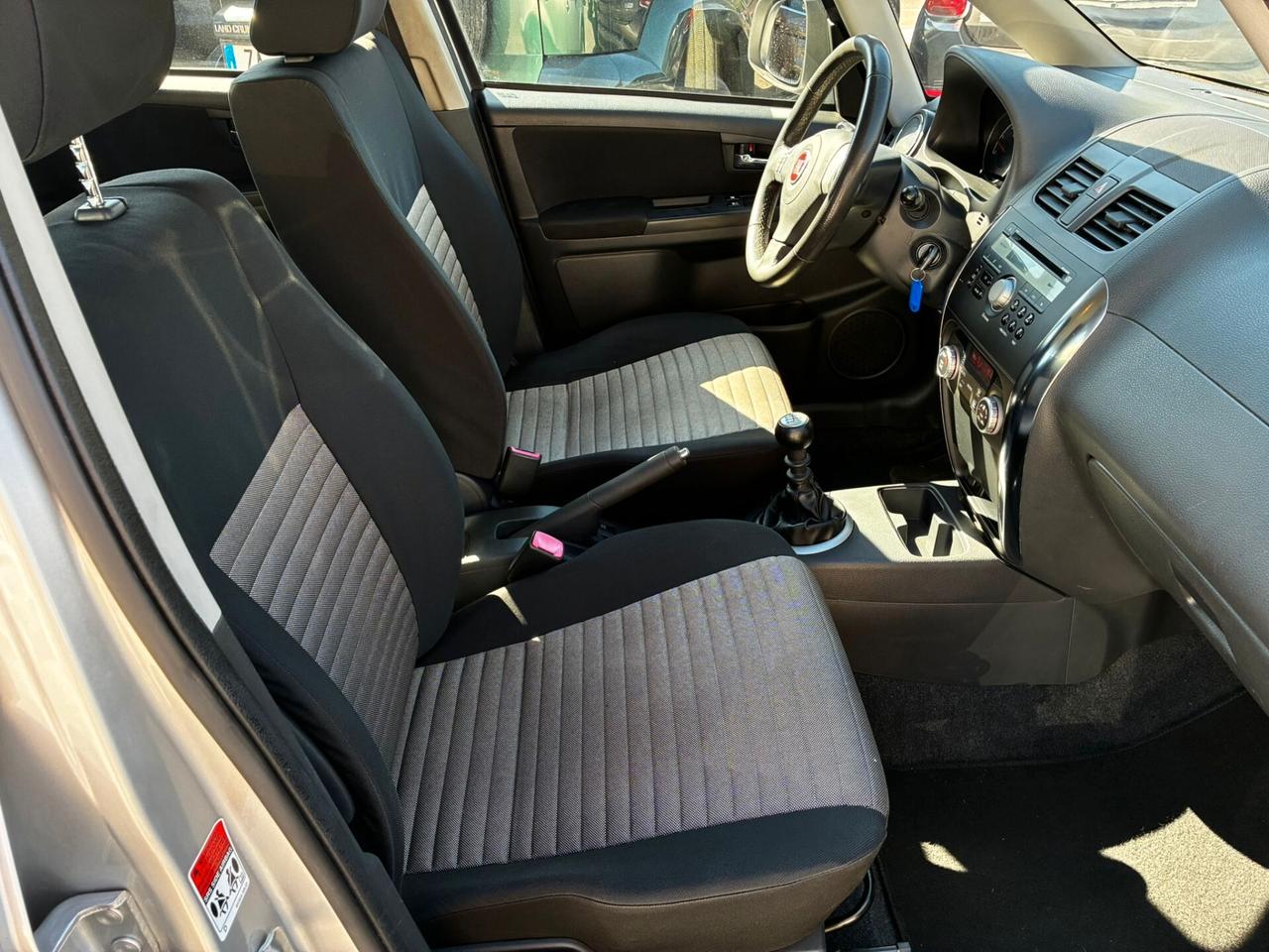 FIAT SEDICI 4x4 2.0MJT 135CV EURO5 6M - NEOPATENTATI