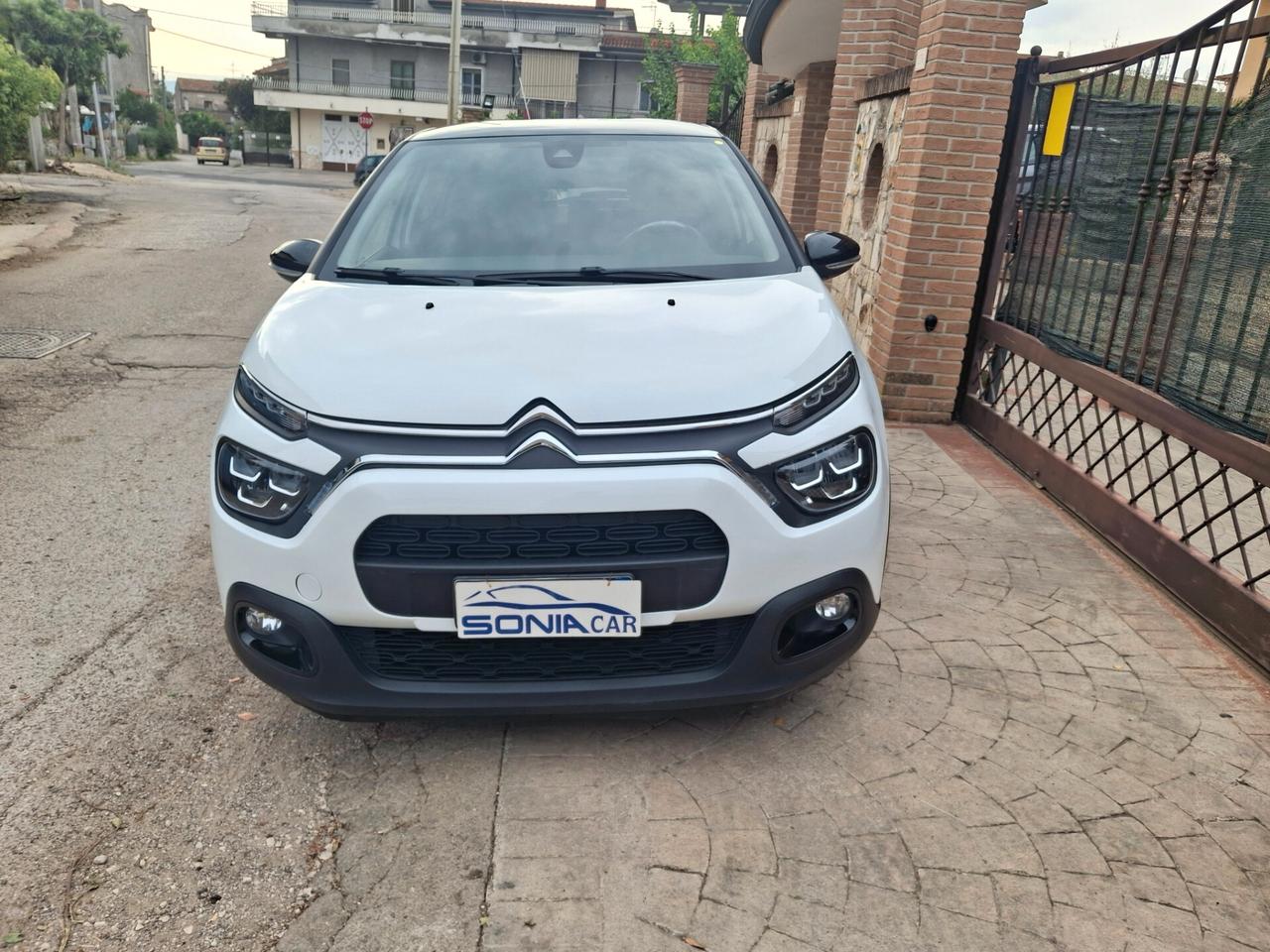 Citroen C3 PureTech 110 S&S EAT6 Elle automatica
