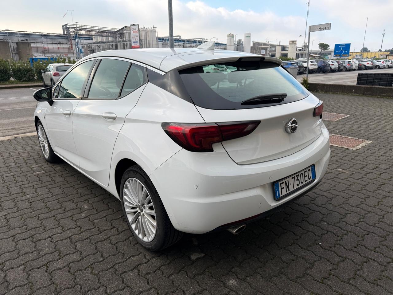Opel Astra 1.6 BiTurbo CDTi Start&Stop 5 porte Innovation+GANCIO TRAINO