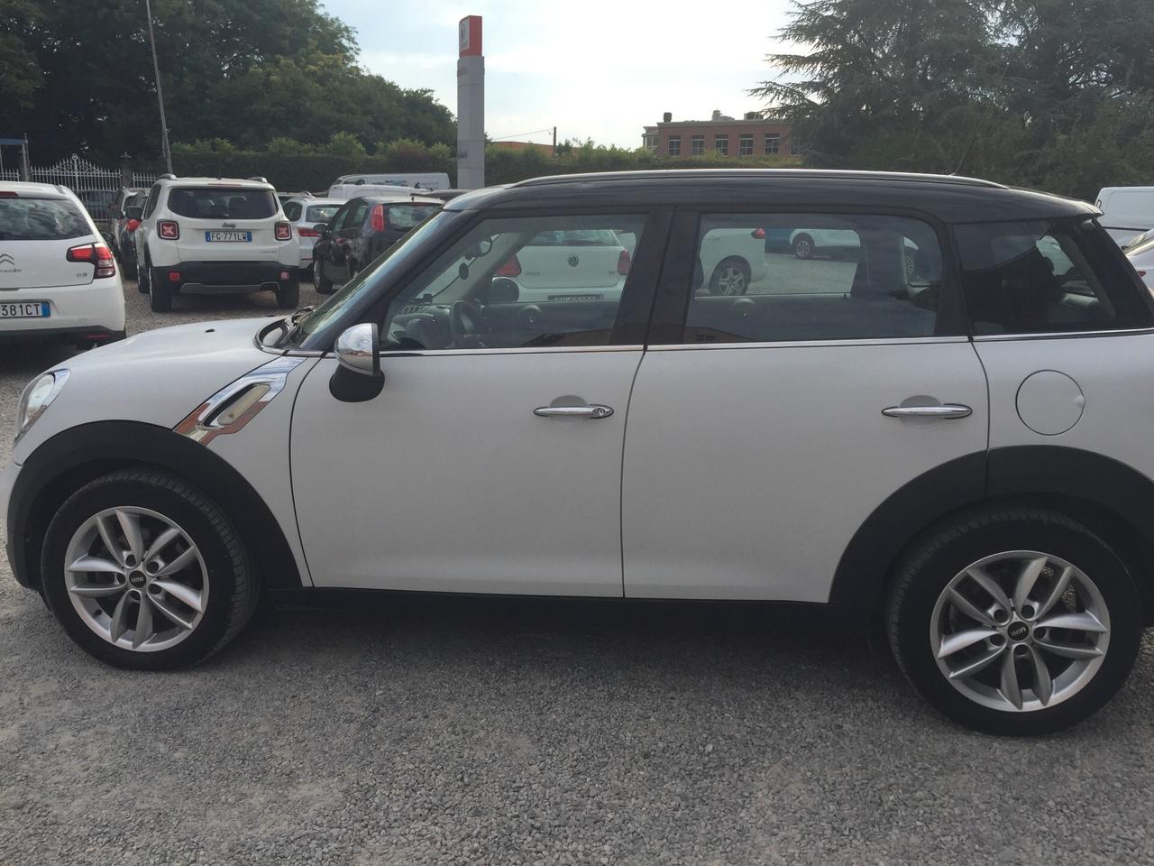 Mini Cooper Countryman 2.0 D Automatica