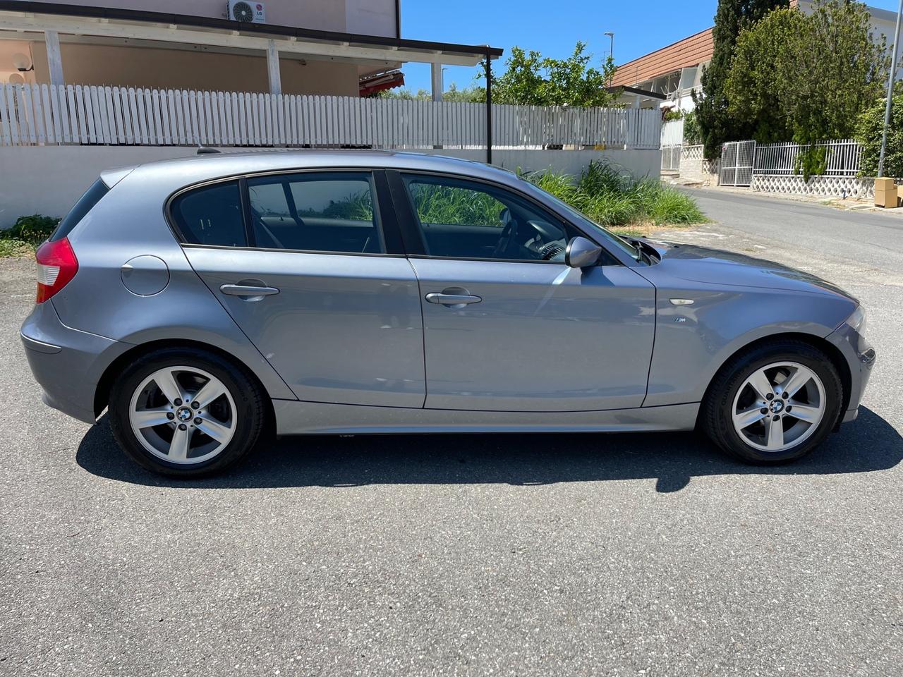 Bmw 116 116i cat 5 porte Futura SCAMBIO