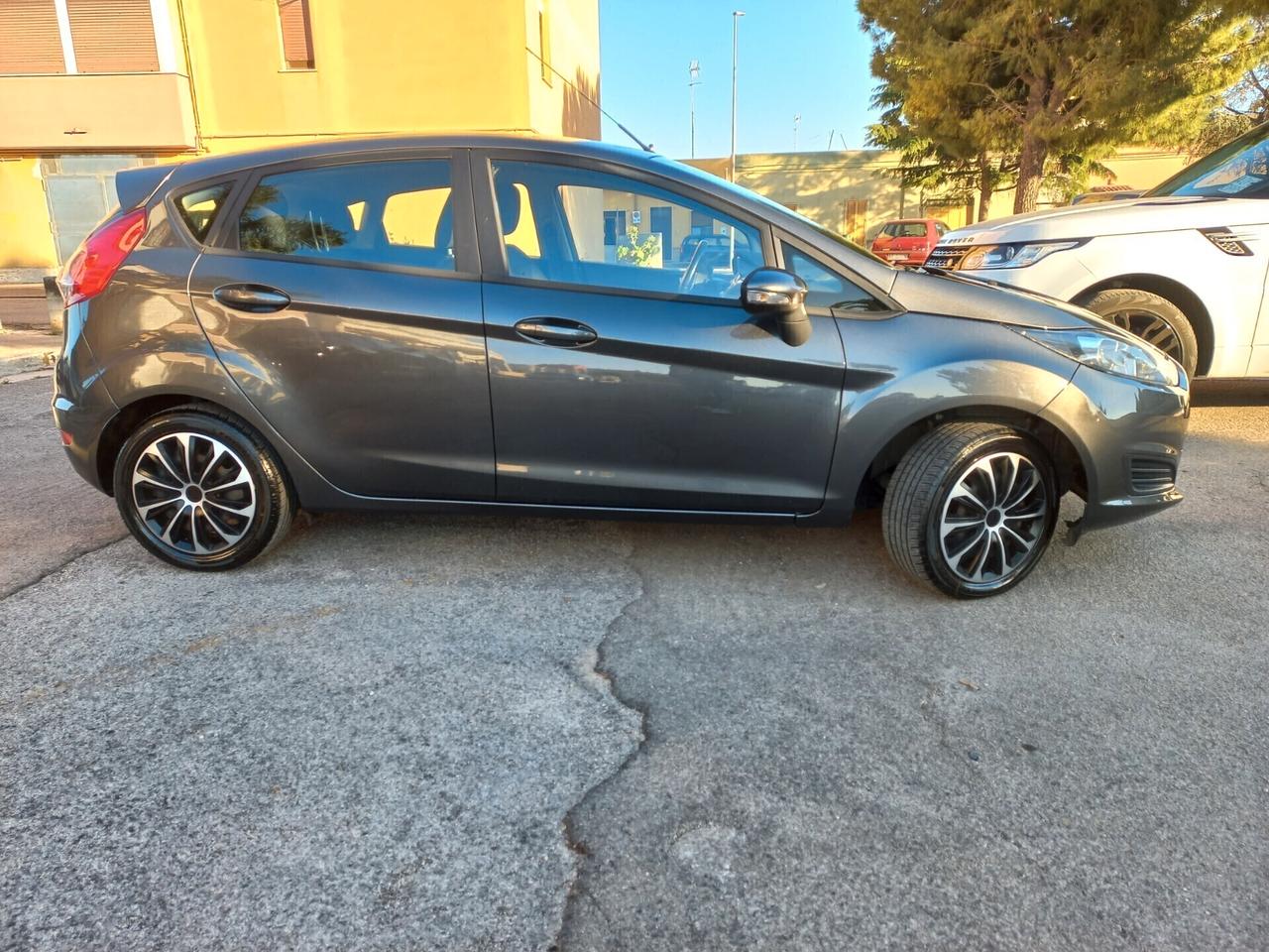 Ford Fiesta 1.0 80CV 5 porte Black & White Edition km 85000