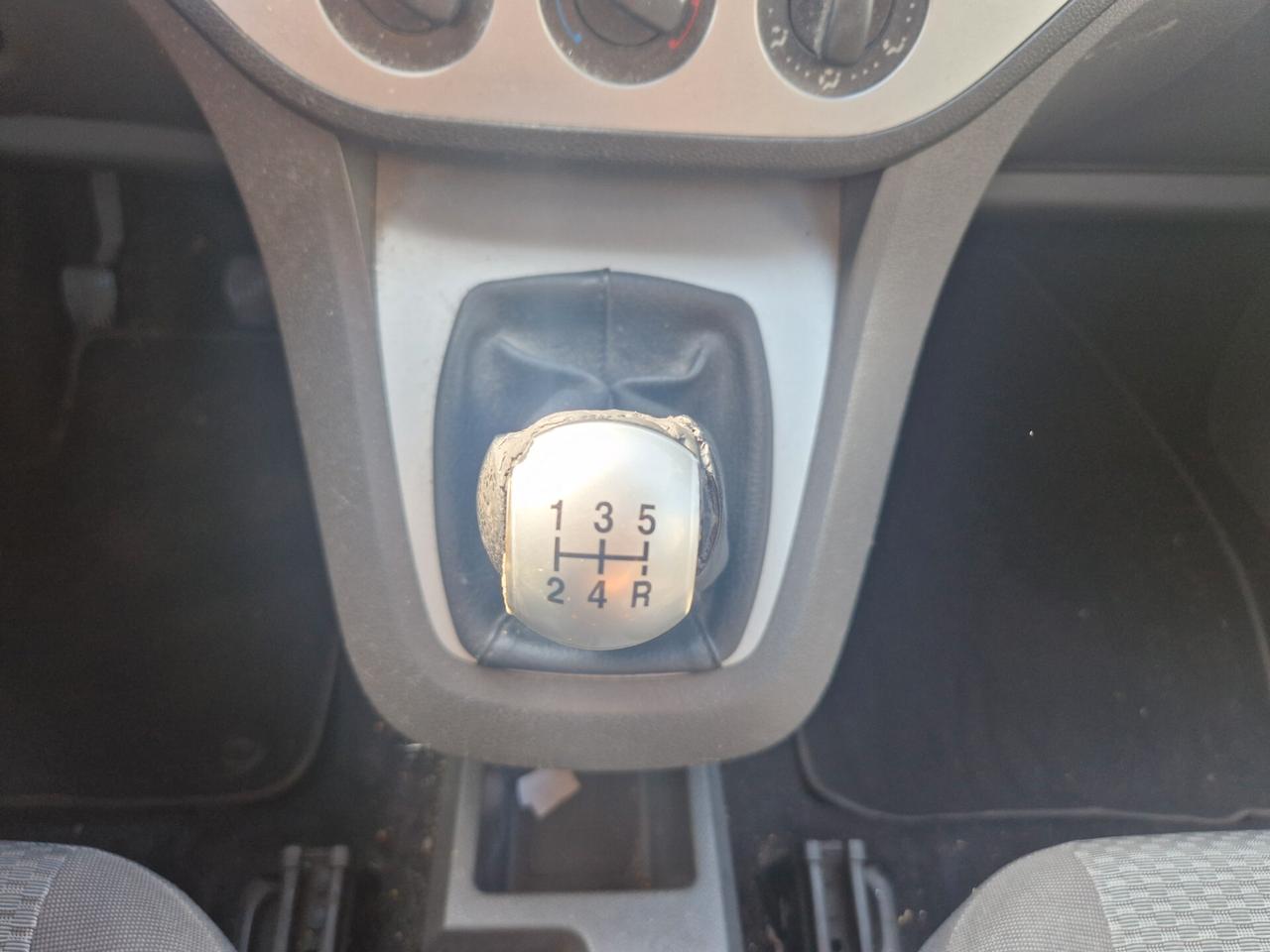 Ford Focus 1.6 90CV Diesel Euro4, Servosterzo, Radio