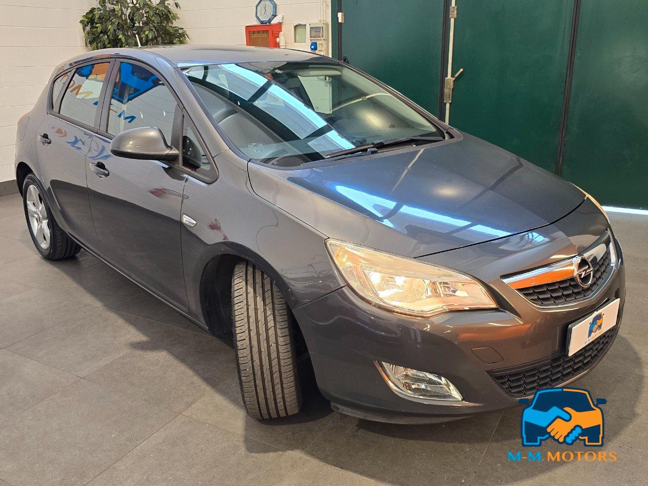 Opel Astra 5 Porte Astra 5p 1.7 cdti Cosmo 110cv