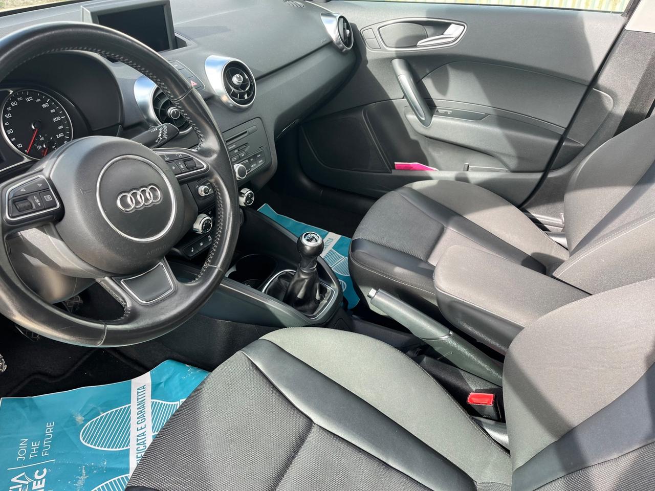 Audi A1 SPB 1.6 TDI Sportbak 2012 tetto apribile