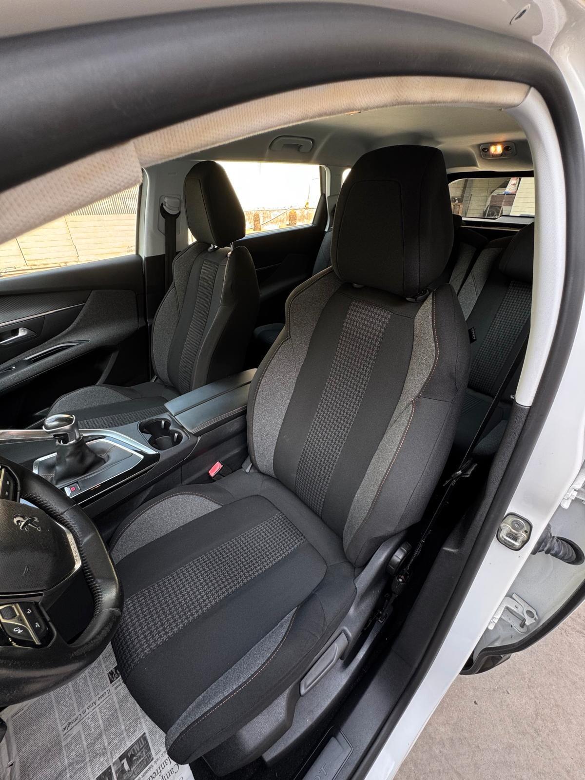 Peugeot 5008 BlueHDi 130 S&S Business