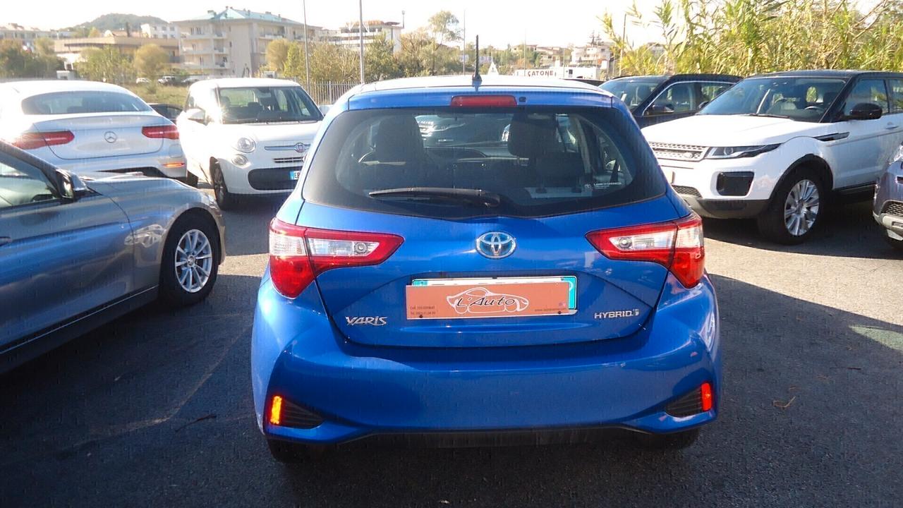 Toyota Yaris 1.5 Hybrid 5 porte Business 73cv