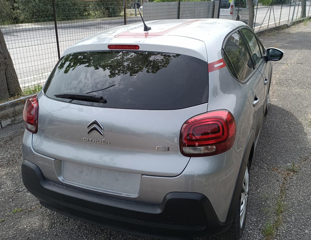 AUTOMATICA Citroen C3 PureTech 110 S&S EAT6 Elle