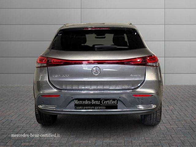MERCEDES-BENZ EQA 300 4Matic Sport