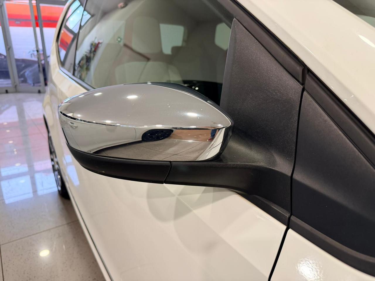 Volkswagen up! 1.0 75 CV 5p. high