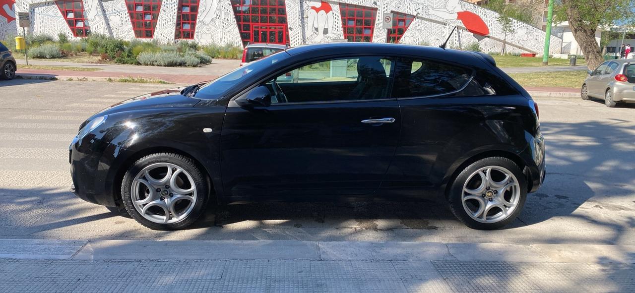 Alfa Romeo MiTo 1.4 T 120 CV GPL Distinctive Premium Pack