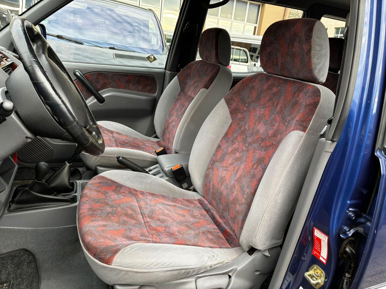 Nissan Terrano II 2.7 TDI 125CV 7 POSTI