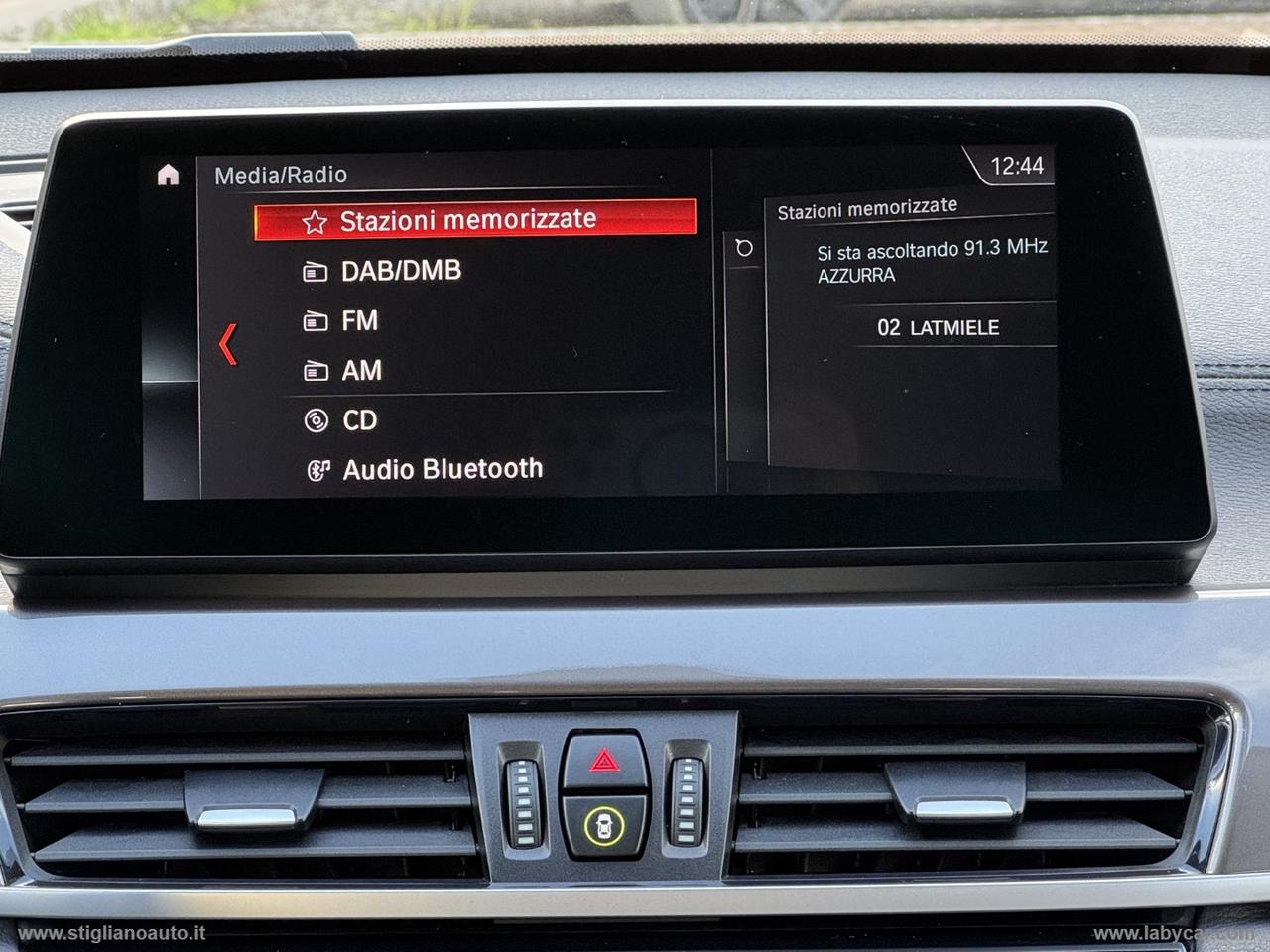 BMW X1 xDrive18d xLine Head-up display