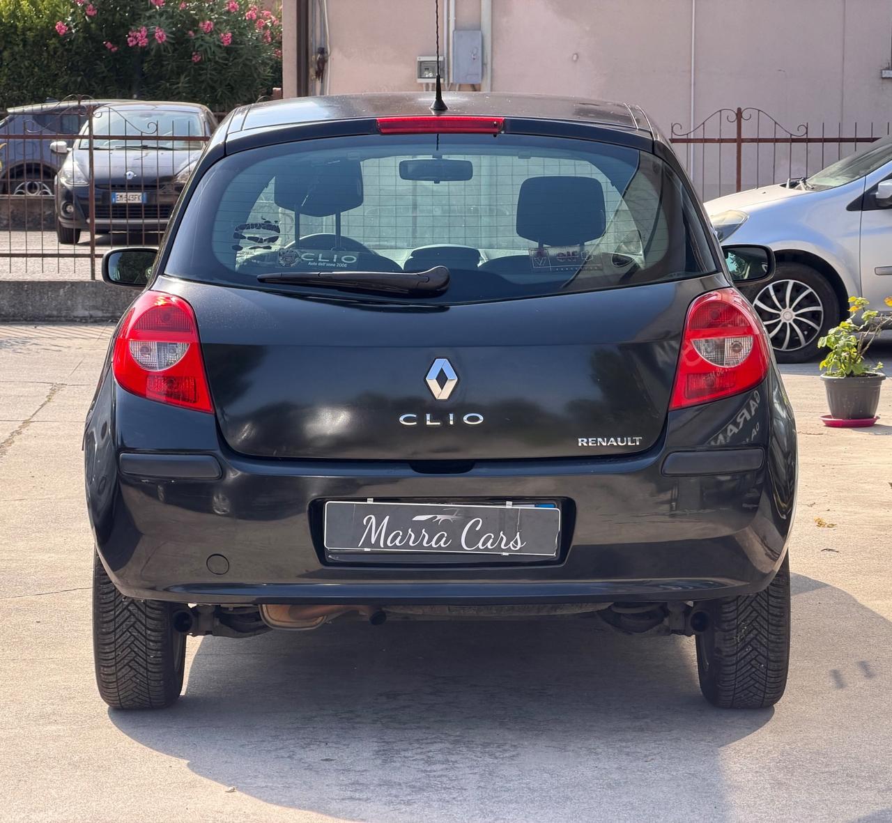 Renault Clio 1.2 16V 3 porte - Neopatentati-Motore perfetto