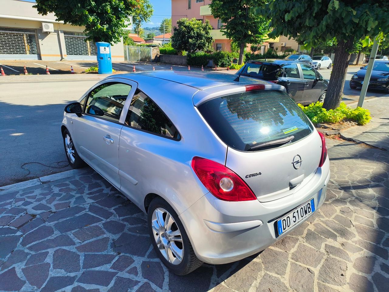 Opel Corsa 1.2 3 porte Enjoy