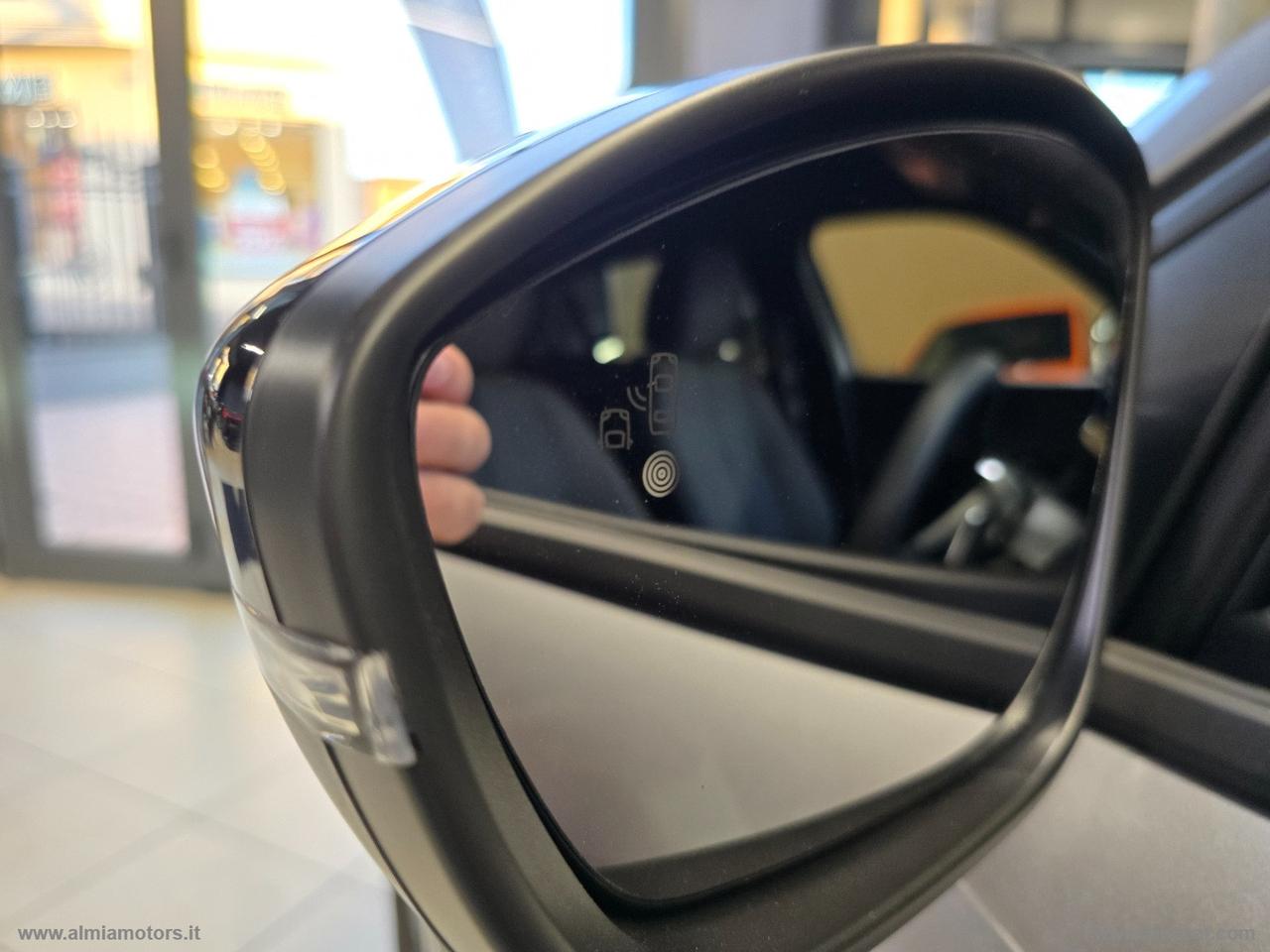 PEUGEOT 2008 Hybrid 136 e-DCS6 Allure