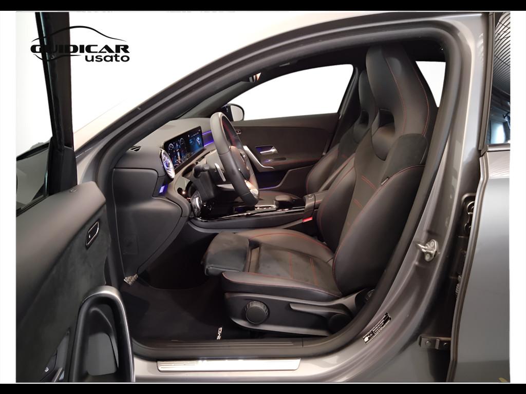 Mercedes-Benz Classe A - W177 2018 - A 220 d Premium 4matic auto