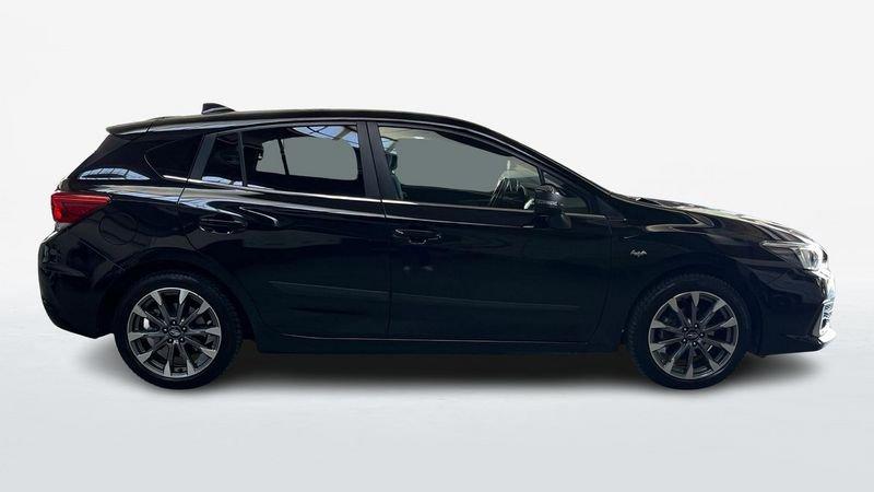 Subaru Impreza 1.6i Style Lineartronic