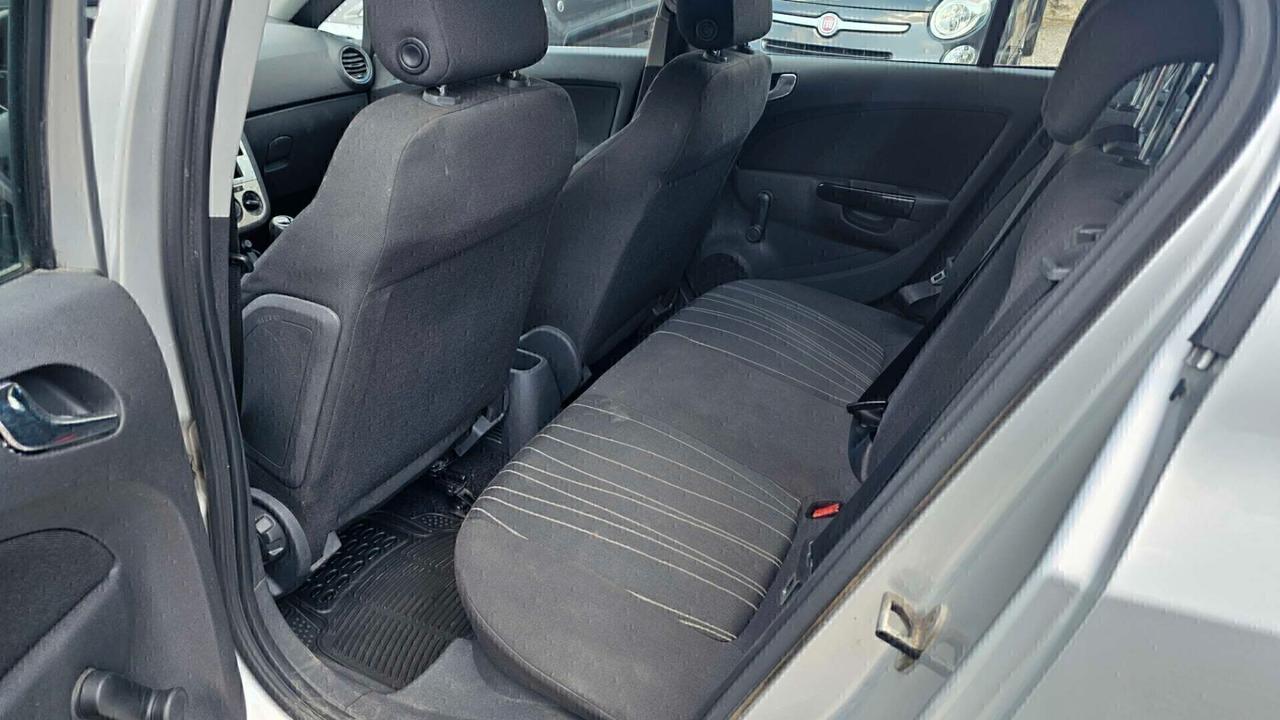 Opel Corsa 1.2 5 porte Enjoy Neopatentati