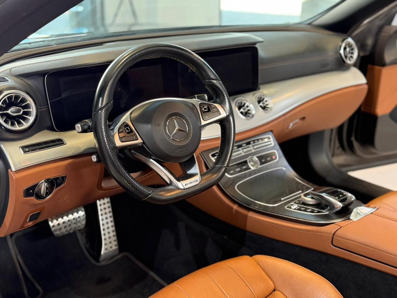 Mercedes-benz E 220 d Auto Cabrio Premium AMG, luci ambient.