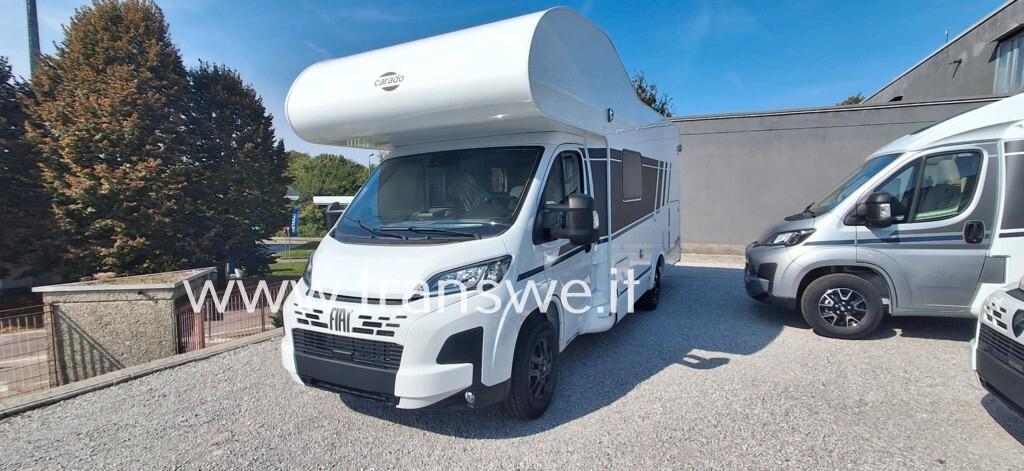 Carado A364 Camper mansarato con letto matrimoniale e maxi garage