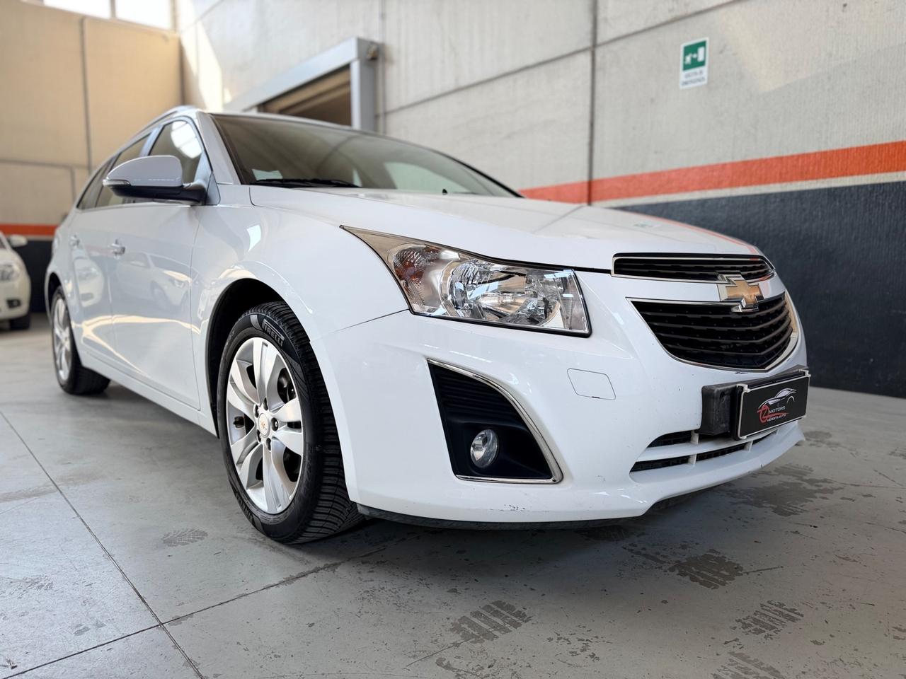 Chevrolet Cruze 1.7 Diesel Station Wagon Start/Stop LTZ