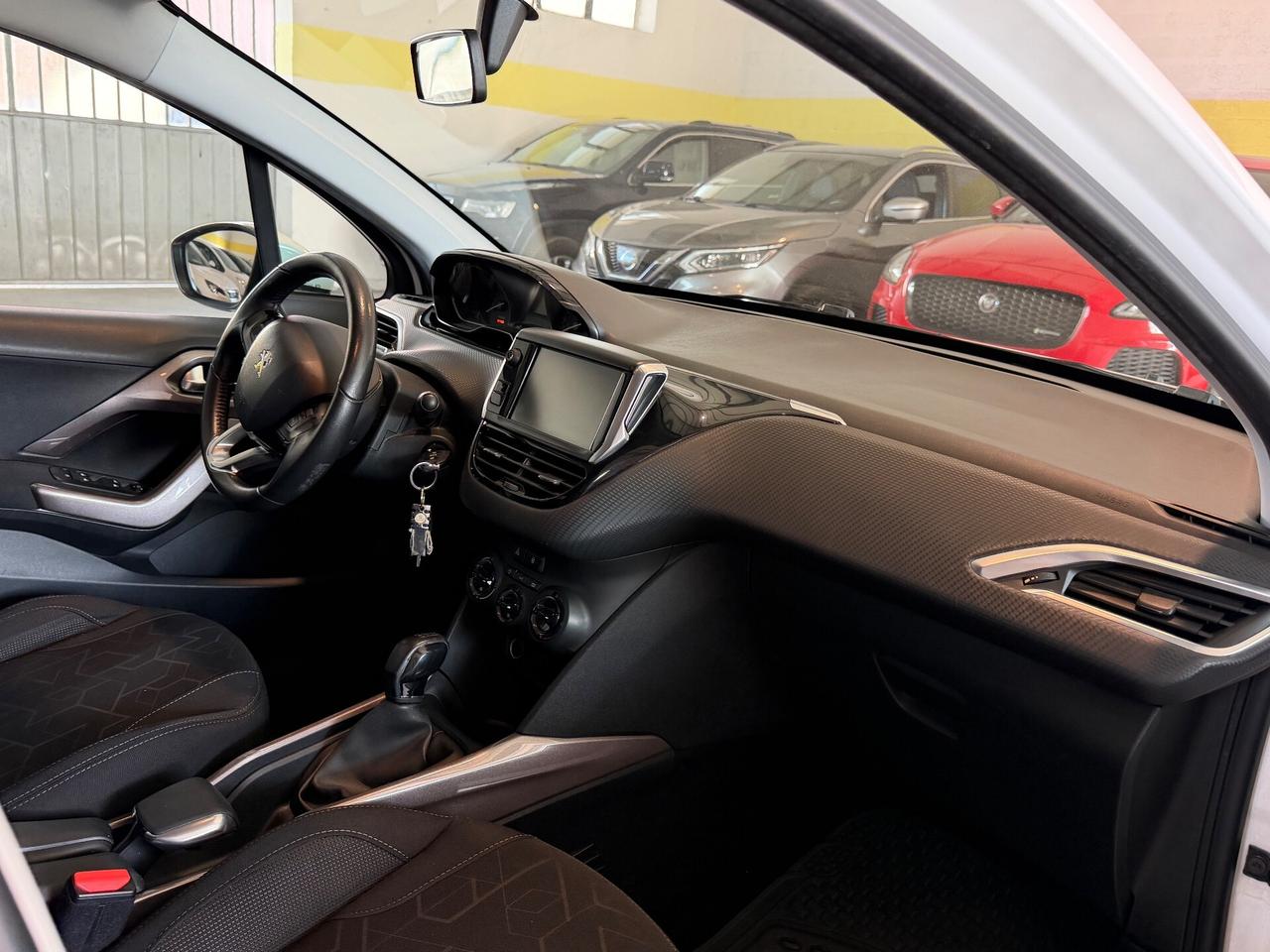 Peugeot 2008 1.6 BlueHDi 100CV Neopatentati