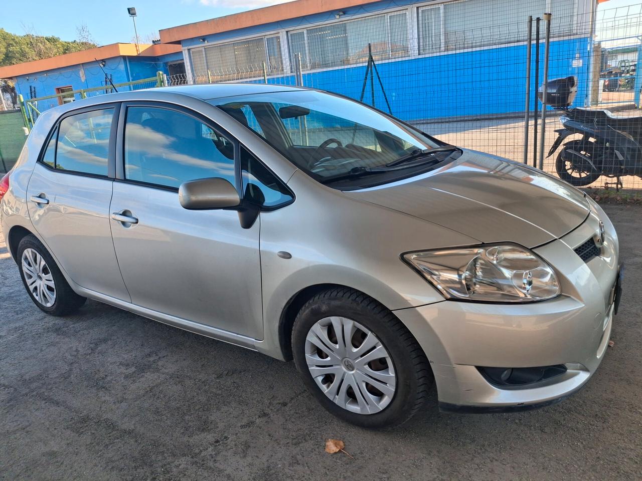 Toyota Auris 1.4 D-4D 5 porte Sol