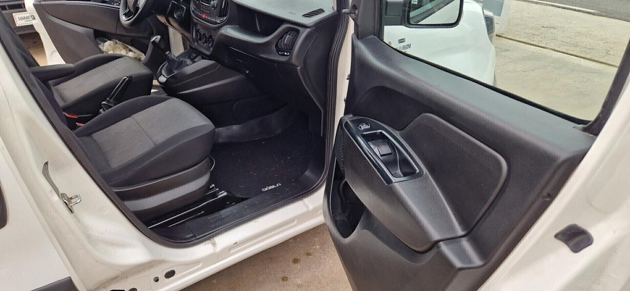 Fiat Doblo 1.3 MJT 95 CV ALLESTITO OFFICINA