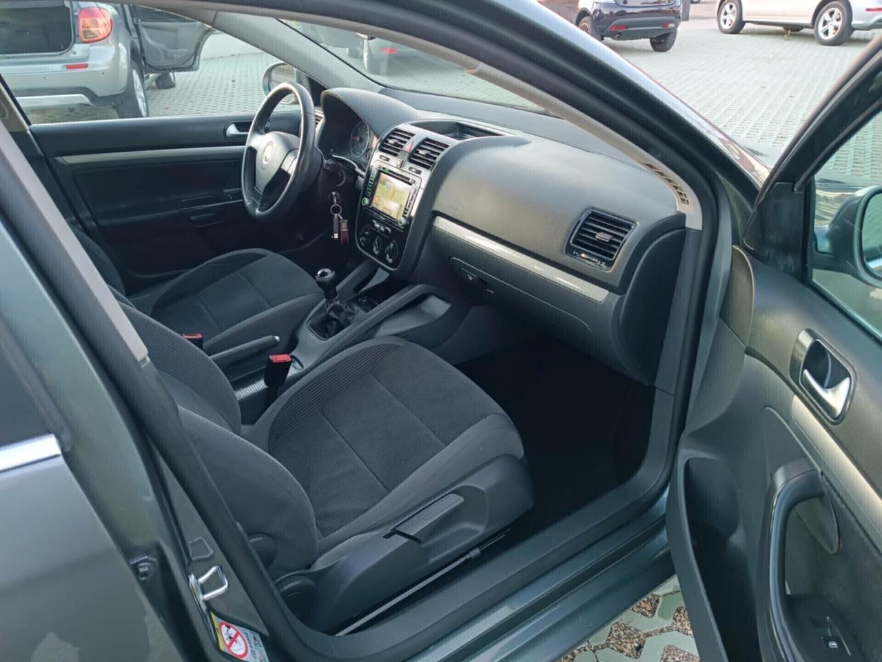 Volkswagen Golf 5 Var. 1.9 TDI Comfortline
