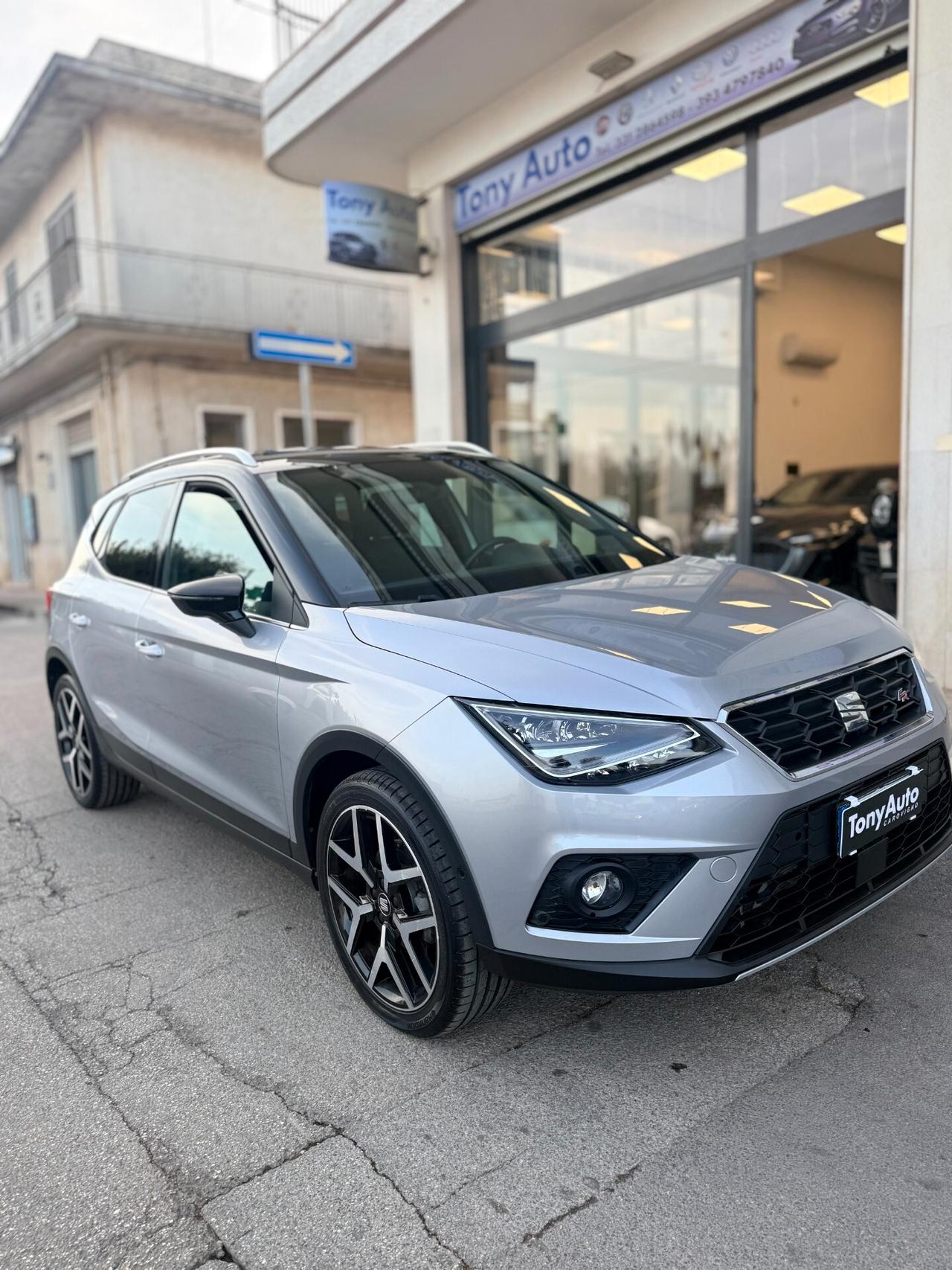 Seat Arona 1.0 TGI FR BENZINA/METANO DI SERIE, CON APPLE CARPLAY,ANDROID AUTO,TELECAMERA,NAVI,FULL LED
