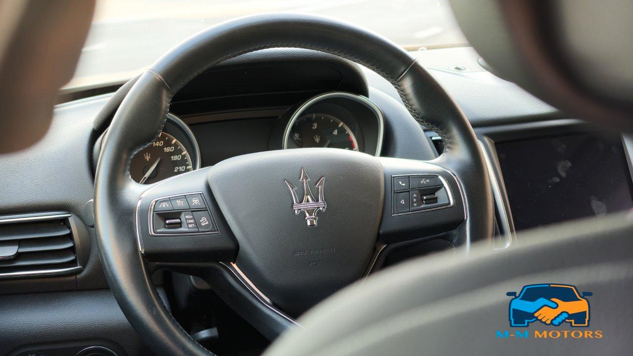 Maserati Levante 3.0 V6 Granlusso 250cv auto