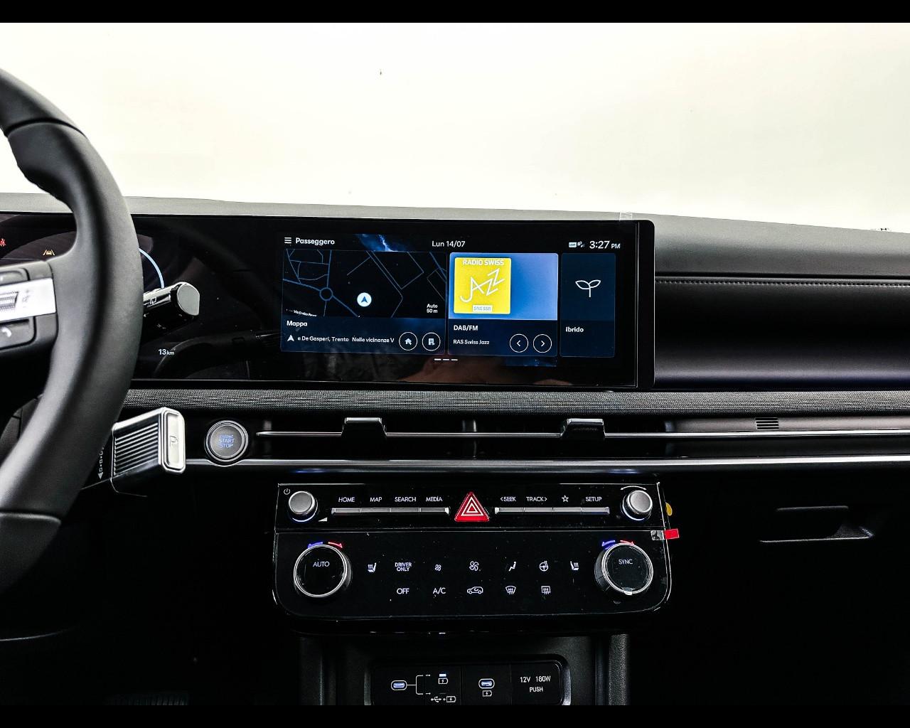 HYUNDAI TUCSON PE 1.6HEV AT 2WD BUSINESS