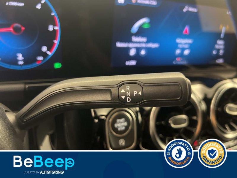 Mercedes-Benz GLA 200 D PREMIUM AUTO