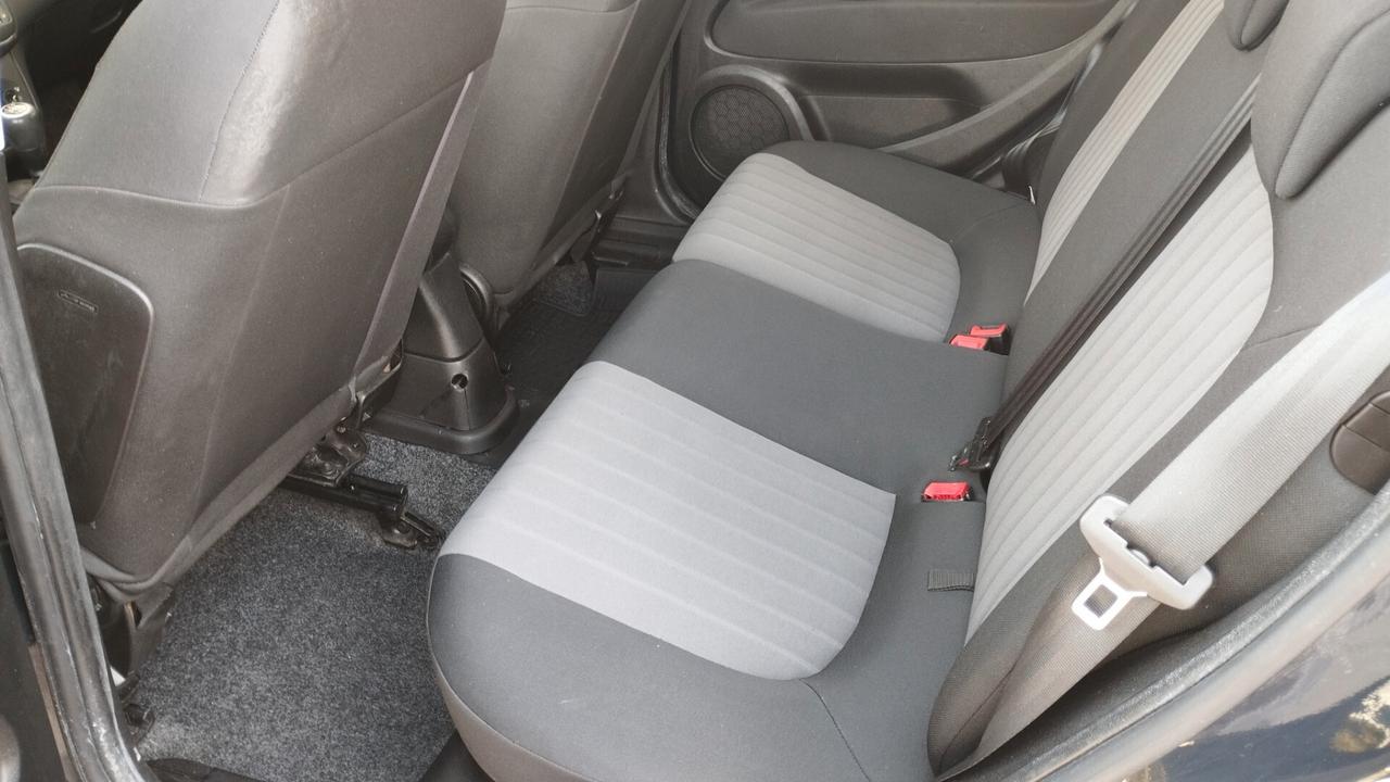 Fiat Punto 1.3 MJT II S&S 95 CV 5 porte Street