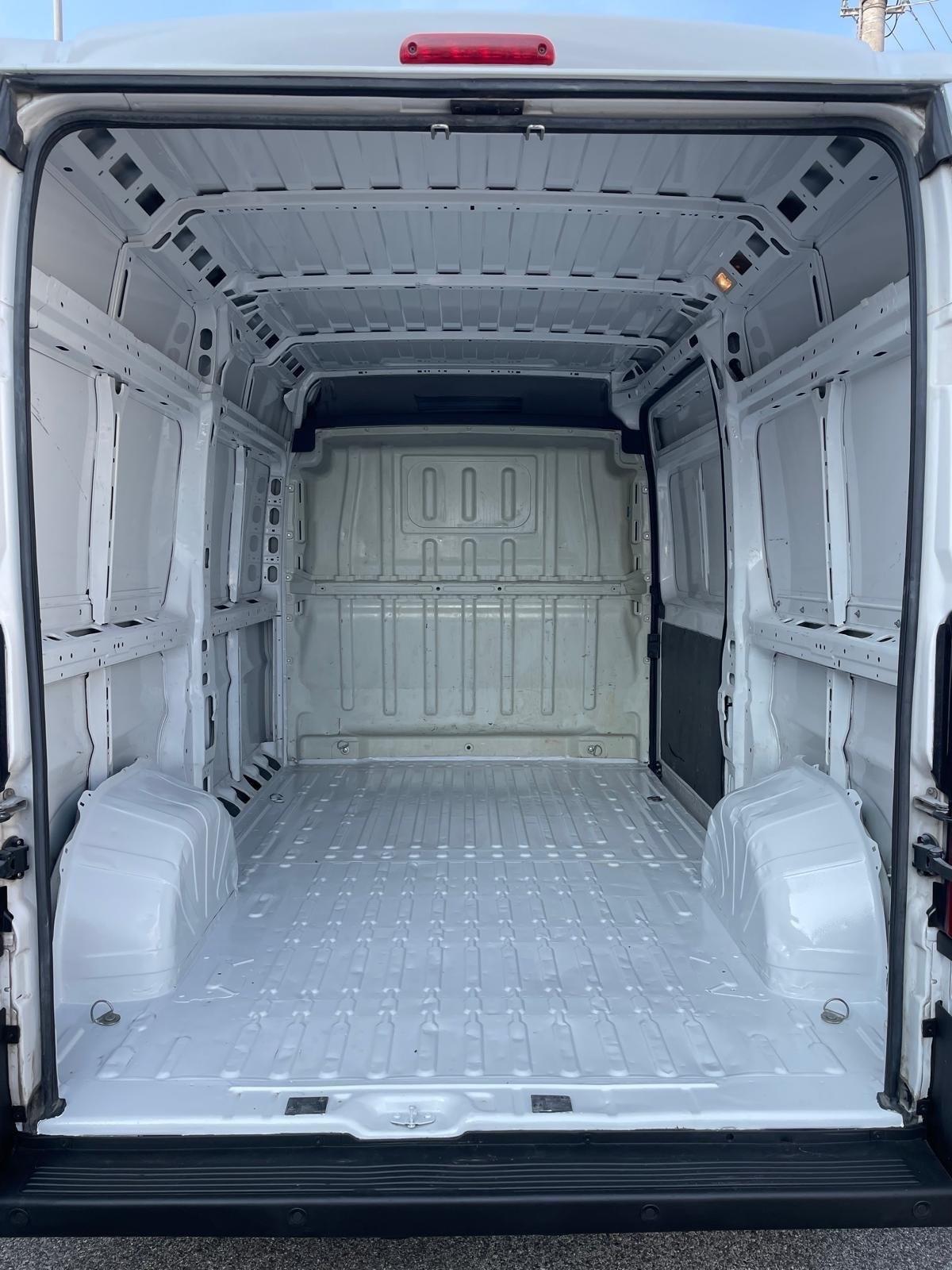 Fiat Ducato 33 L2 H2 PM-TM 2.3 MJET 140CV PERFETTO