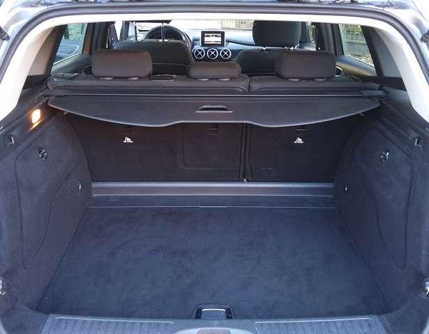 Mercedes-Benz B 180 benzina automatica E6...