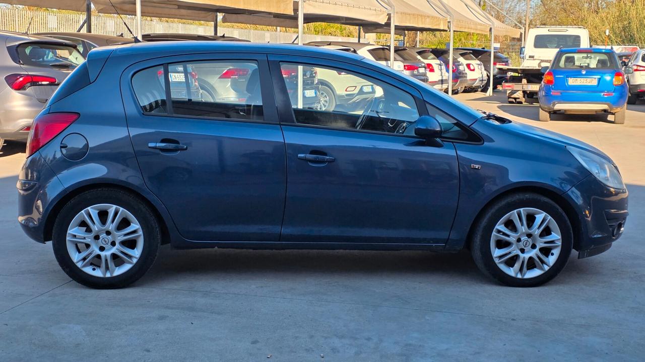 Opel Corsa 1.3 CDTI 75CV ecoFLEX 5 porte Cosmo