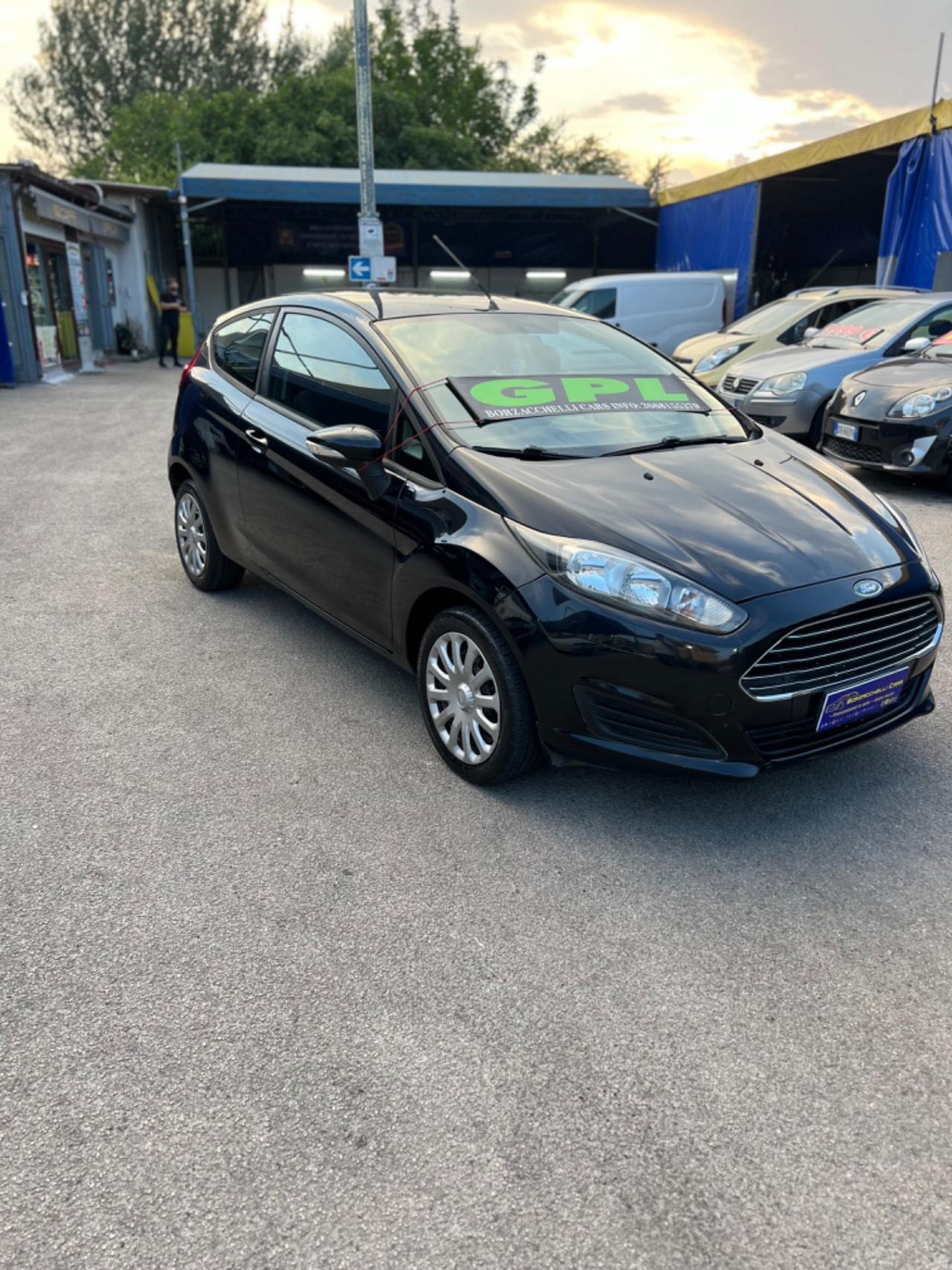 Ford Fiesta 1.4 3 porte Bz.- GPL