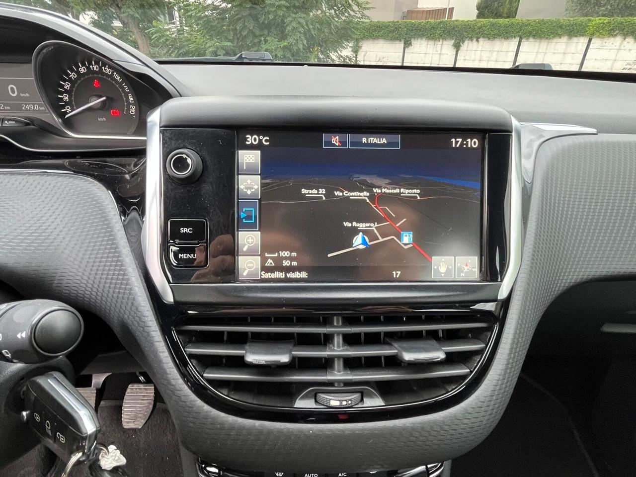 Peugeot 208 PureTech 82 5 porte Allure