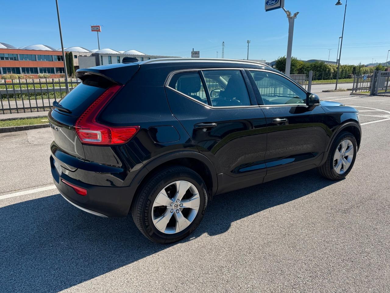 Volvo XC40 T2 Geatronic Momentum Pro