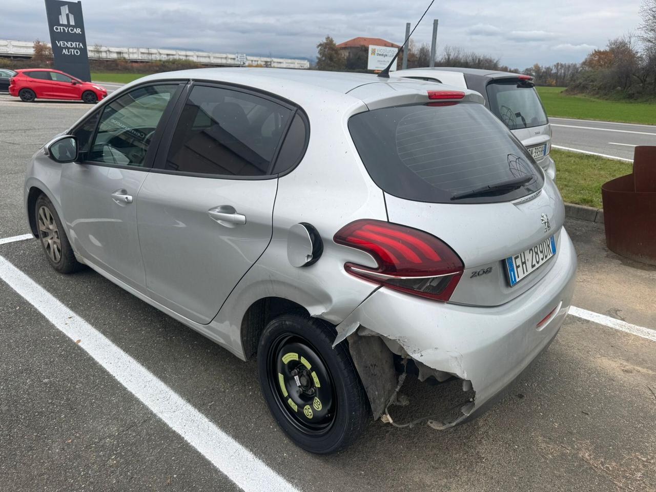 Peugeot 208 BlueHDi 75 5 porte Allure