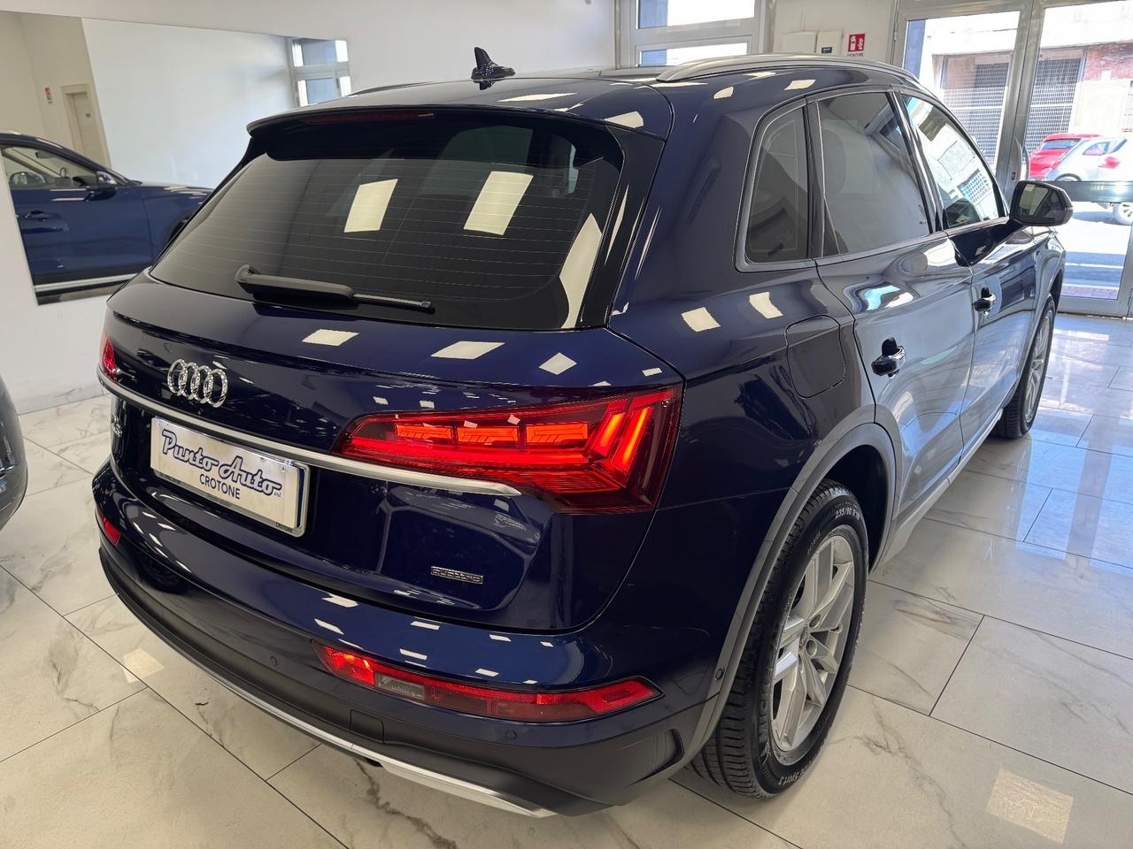 Audi Q5 50 TFSI e quattro S tronic Business