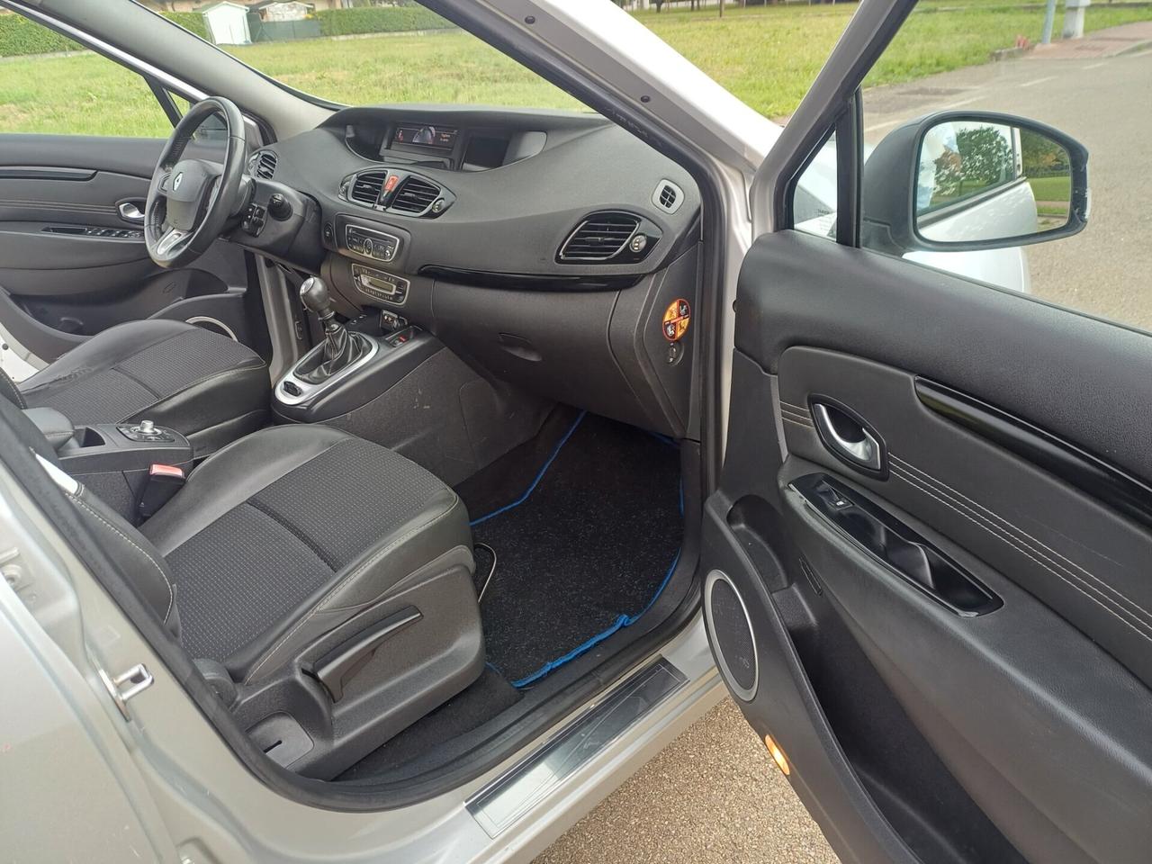 Renault Scenic Scénic X-Mod 1.5 dCi 110CV Luxe