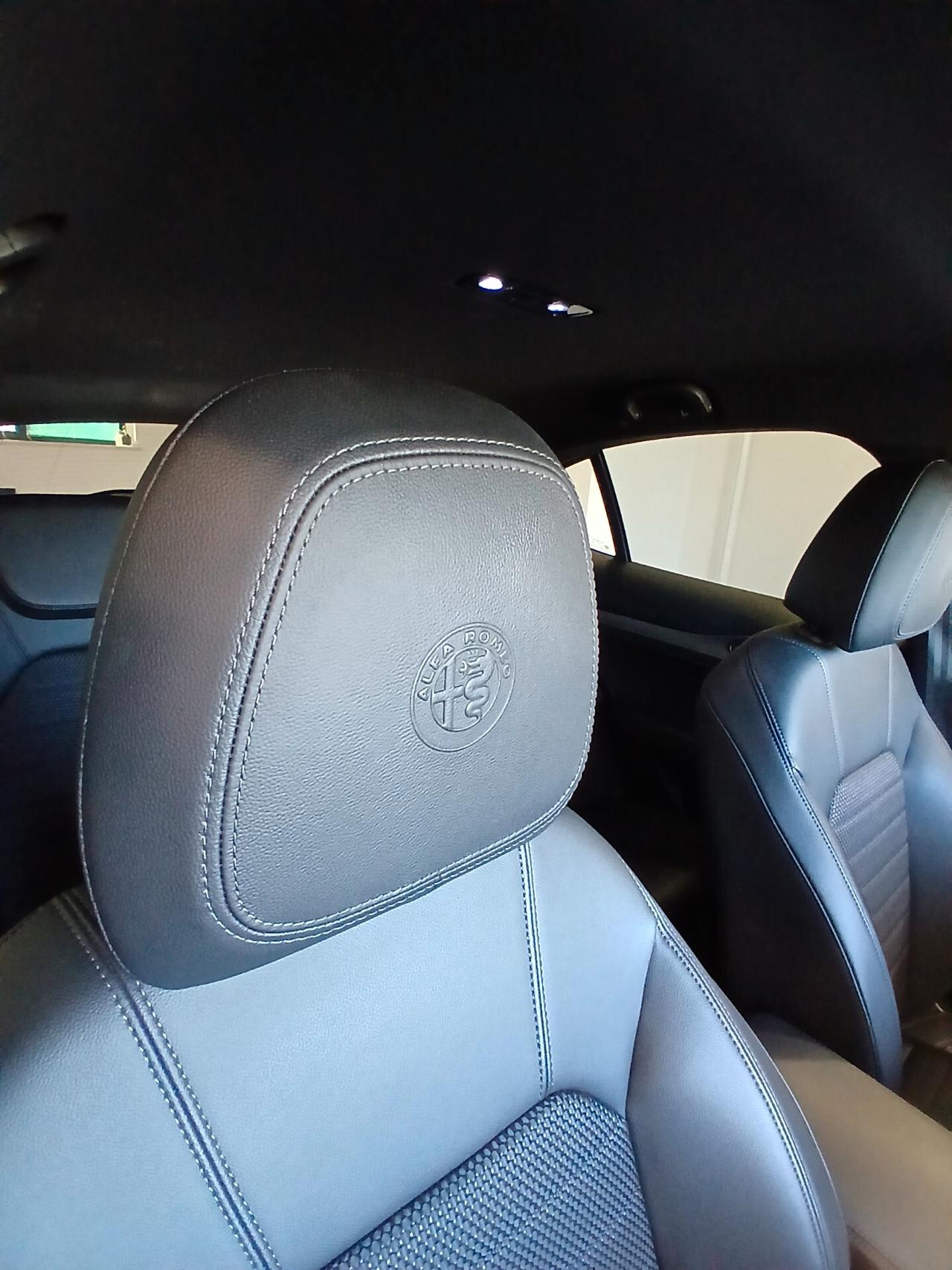 Alfa Romeo Stelvio 2.2 Turbodiesel 190 CV AT8 Q4 Sprint